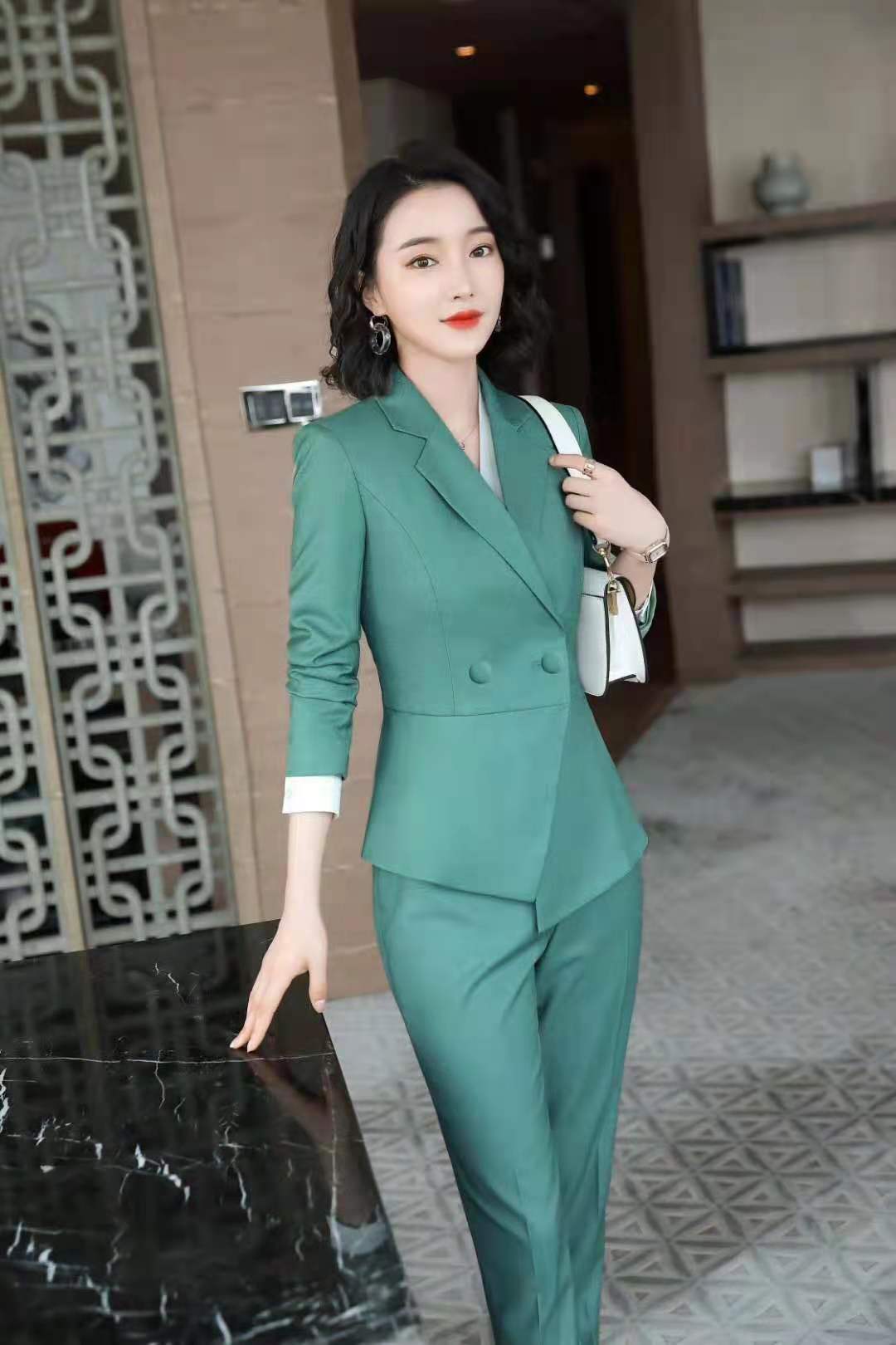 职业装